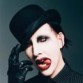Marilyn Manson - Marilyn Manson pénzt gyűjt