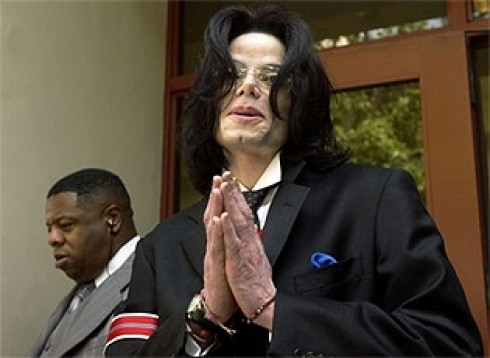 Michael Jackson - Jacko a Vatikán felé fordul?
