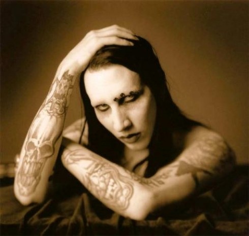Marilyn Manson - Botrány: Marylin Mansont kirúgta a neje Lindsay Lohan miatt
