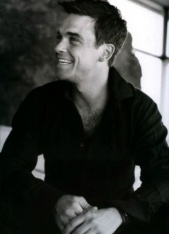 Robbie Williams - Újra szétcsúszott Robbie Williams