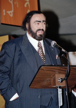 Luciano Pavarotti - Elment Luciano Pavarotti
