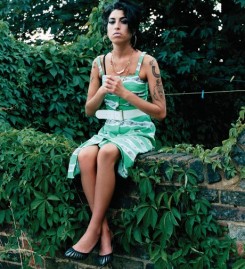 Amy Winehouse - Kiosztották a zenei Oscart
