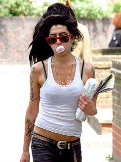 Amy Winehouse - Amy Winehouse már nem drogokon él?