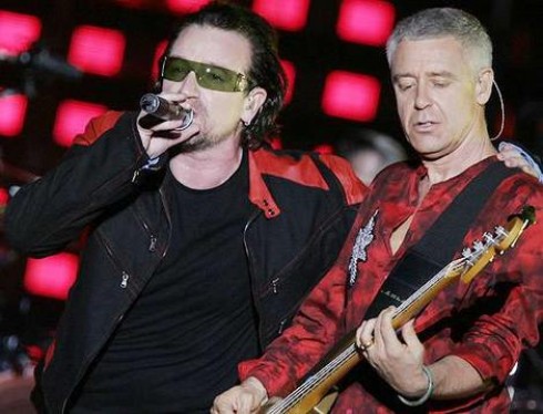 U2 - Csúnyán meglopták a U2 zenészét