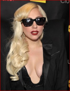 Lady GaGa - Lady Gaga: 'A Depeche Mode-ot alábecsülik'