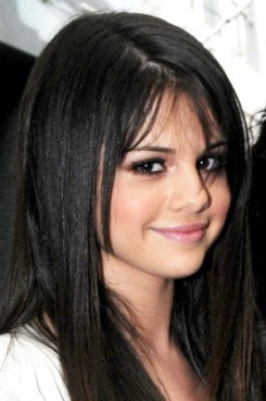 Selena Gomez - Selena Gomez - interjú a tinibálvánnyal