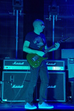 Joe Satriani - Joe Satriani Budapesten zúzott