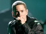 Eminem - Eminemet beperelte egy hajléktalan