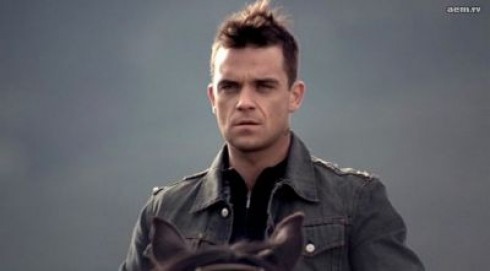 Robbie Williams - Robbie új albumon dolgozik