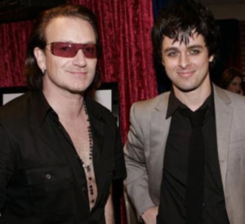 U2 - A U2 stúdióba vonult U2 - A U2 stúdióba vonult