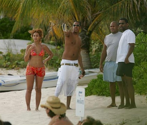 Jay-Z - Megerősítették: kirúgják Jay-Z-t a Def Jamből Jay-Z - Megerősítették: kirúgják Jay-Z-t a Def Jamből