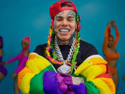 6ix9ine - Botrányhős rapper szlovákiai rajttal 6ix9ine - Botrányhős rapper szlovákiai rajttal